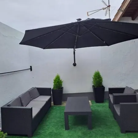 La Corralada De Meron * San Vicente De La Barquera